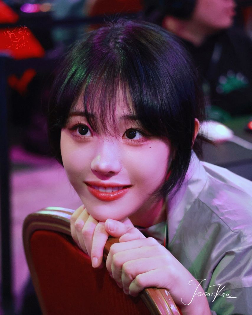 [QWER] 히나