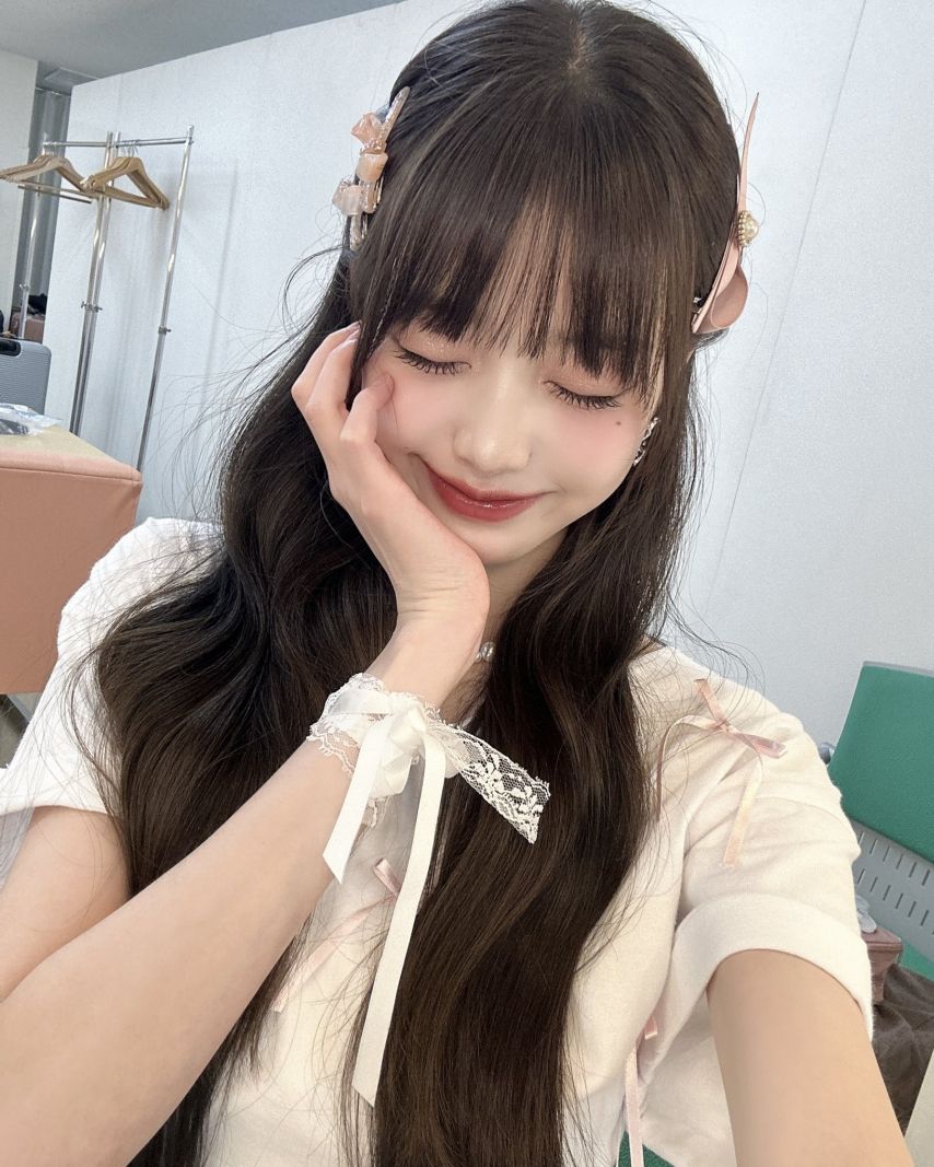 [아이브] 눈 감은 장원영