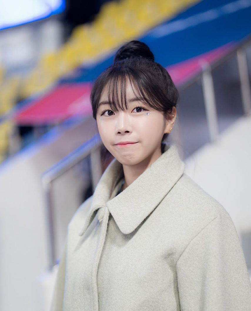 안지현