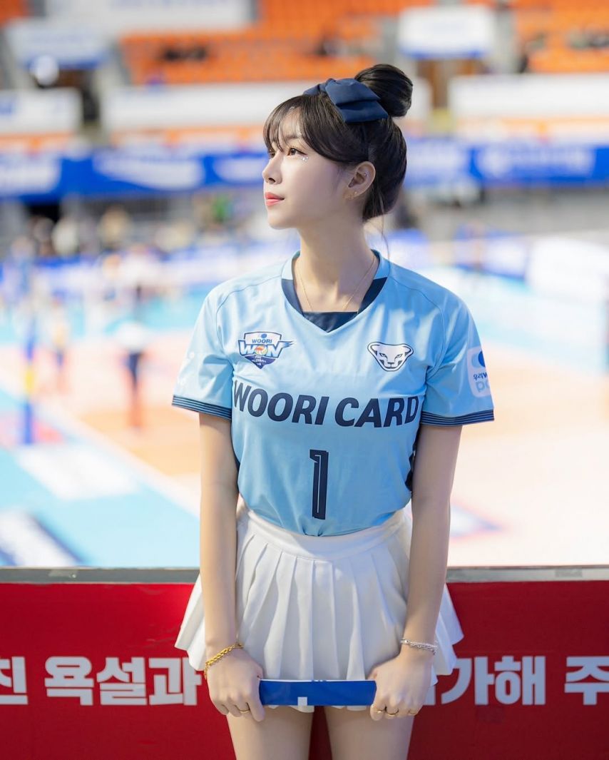 안지현
