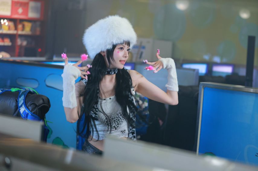 르세라핌 CRAZY Official MV BEHIND PHOTO