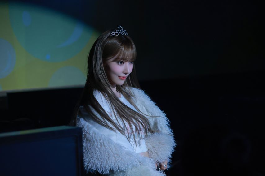 르세라핌 CRAZY Official MV BEHIND PHOTO