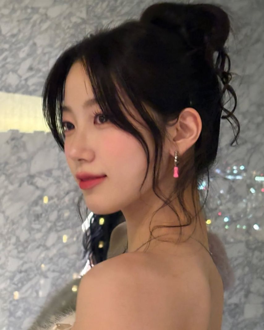르세라핌 김채원,사쿠라,허윤진,카즈하