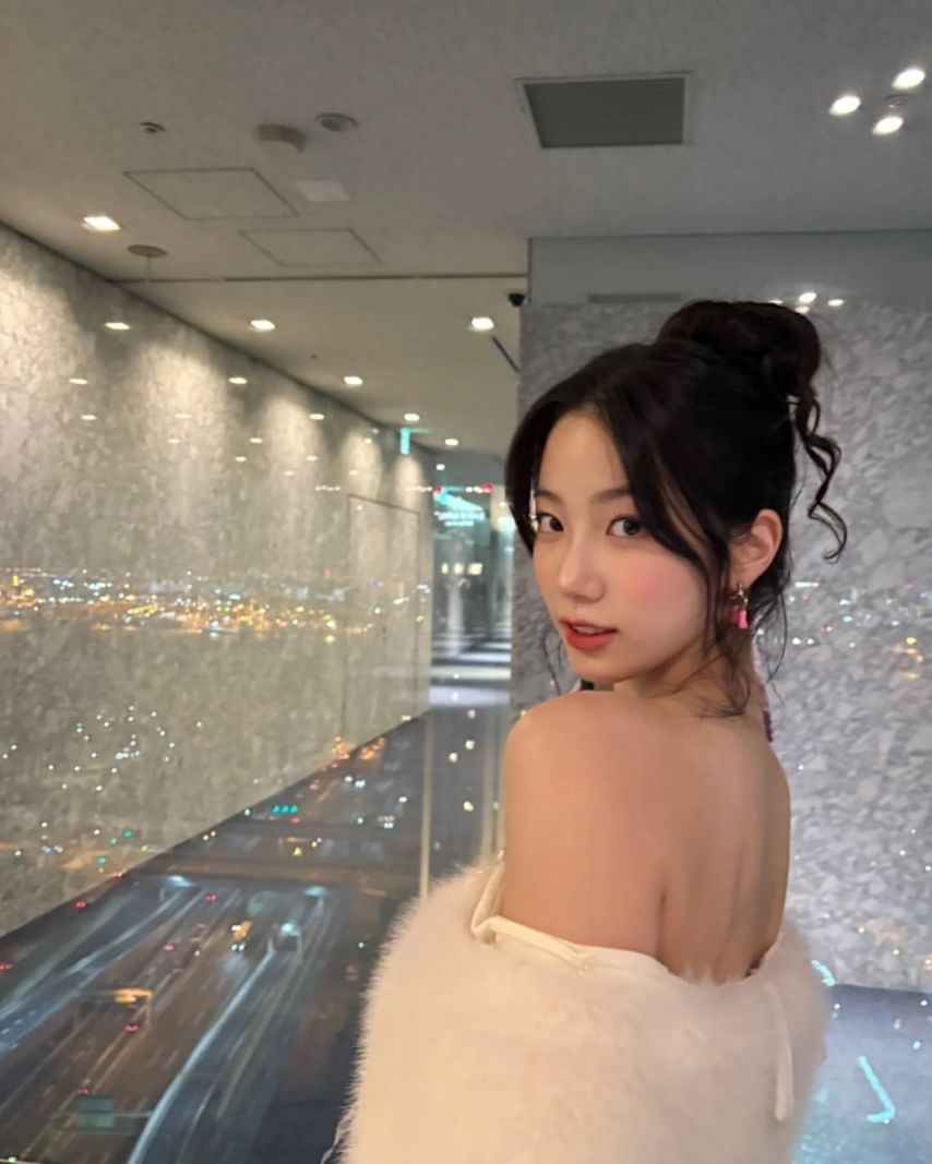 르세라핌 김채원,사쿠라,허윤진,카즈하