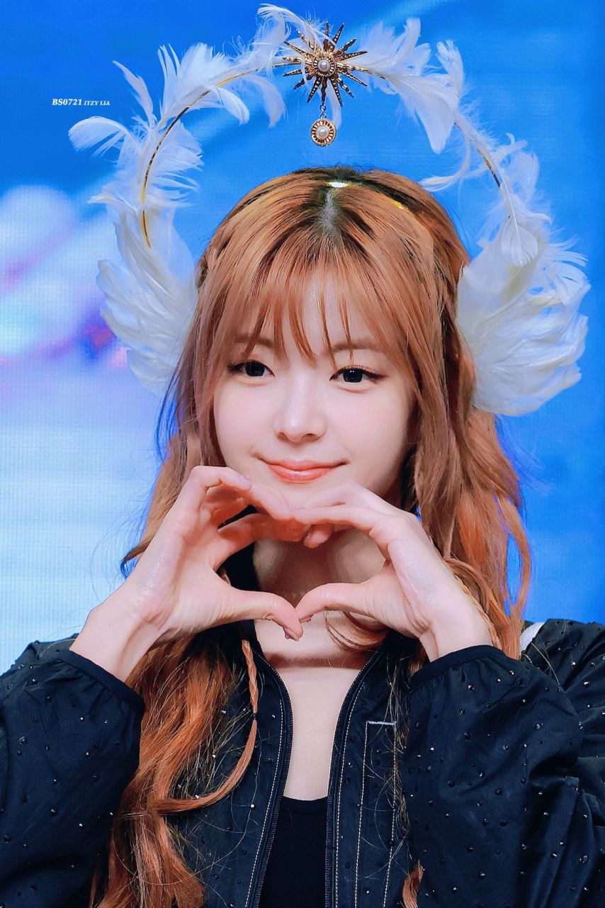 ITZY 리아