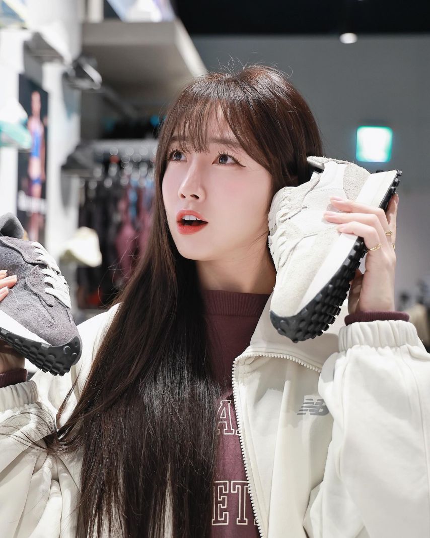 안지현