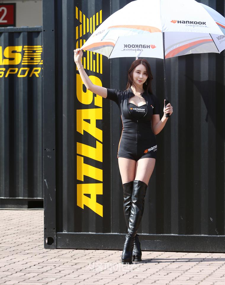 레이싱모델 서한빛