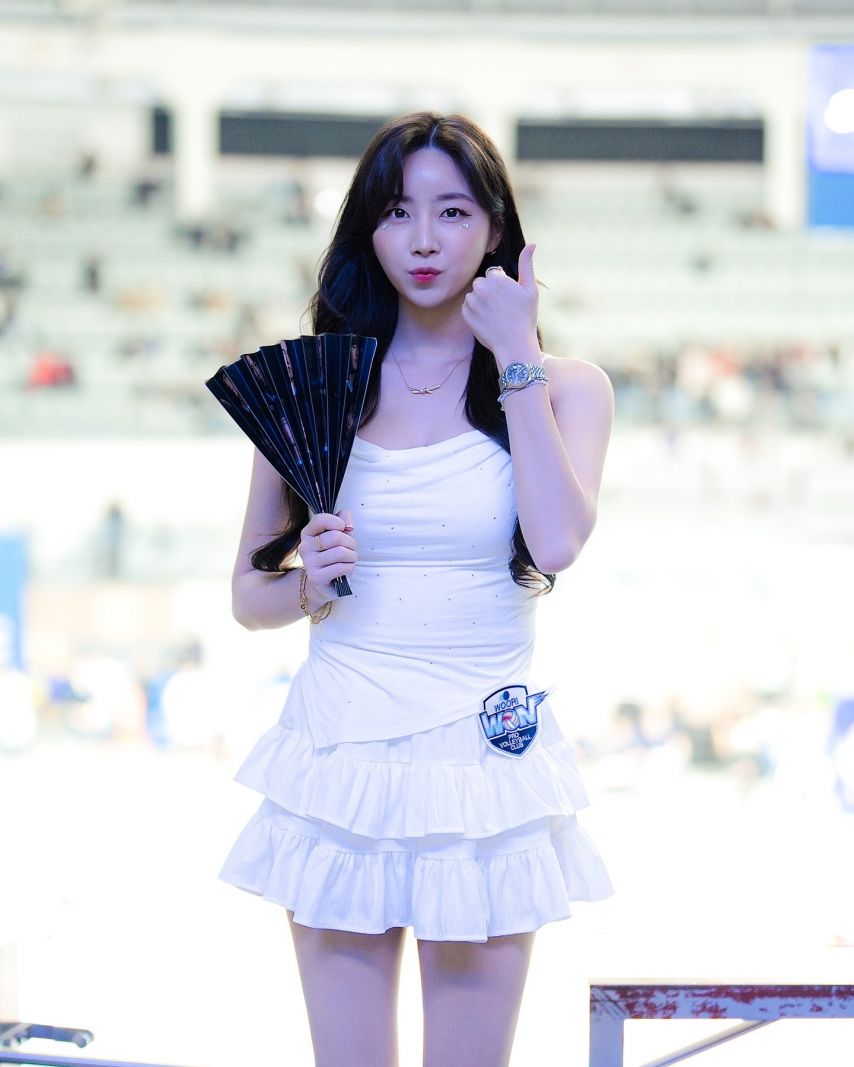 안지현