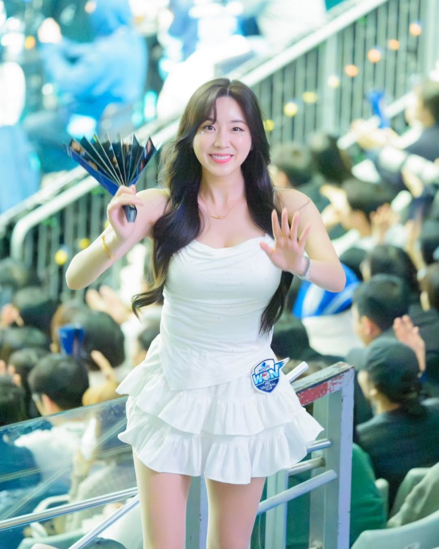 안지현
