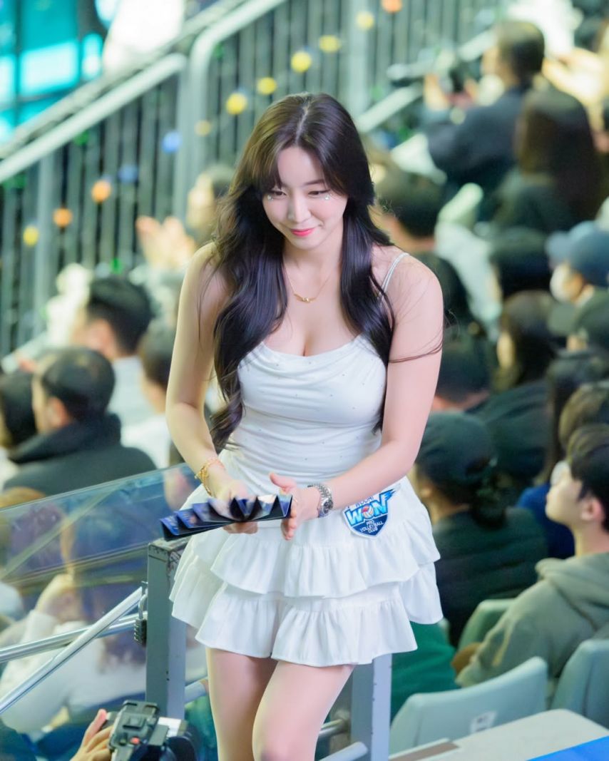 안지현