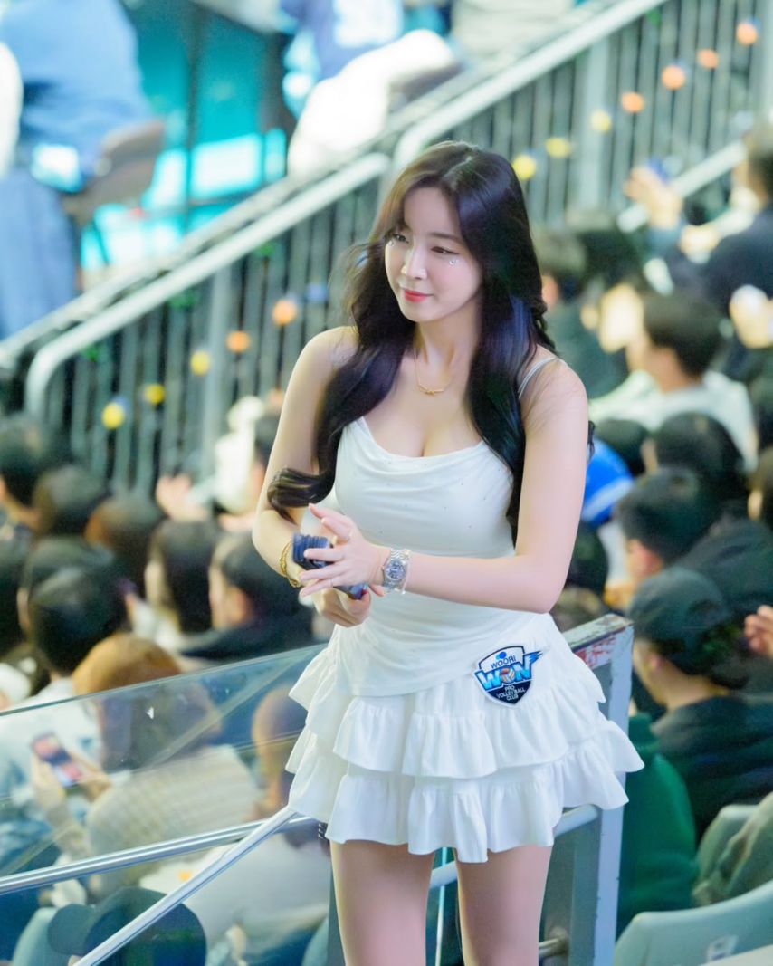 안지현