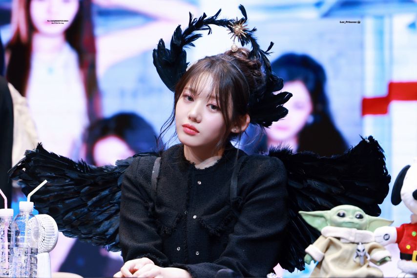 베이비몬스터 로라