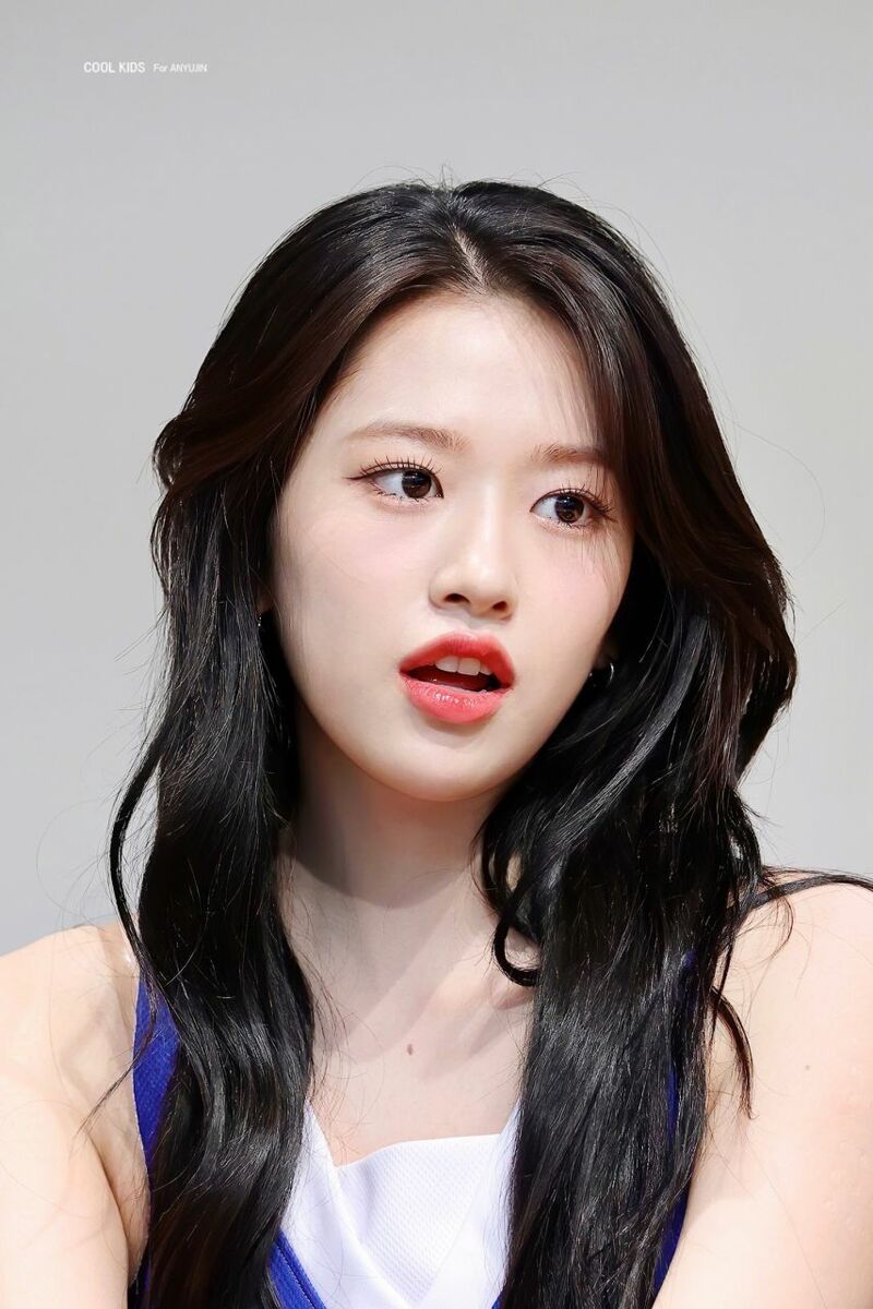 아이브 안유진