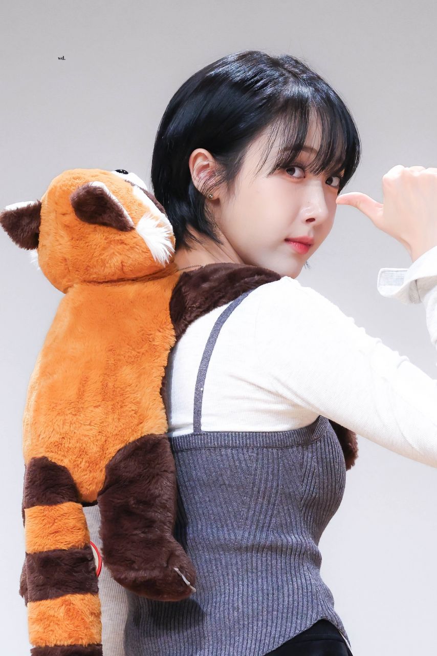 VIVIZ 신비