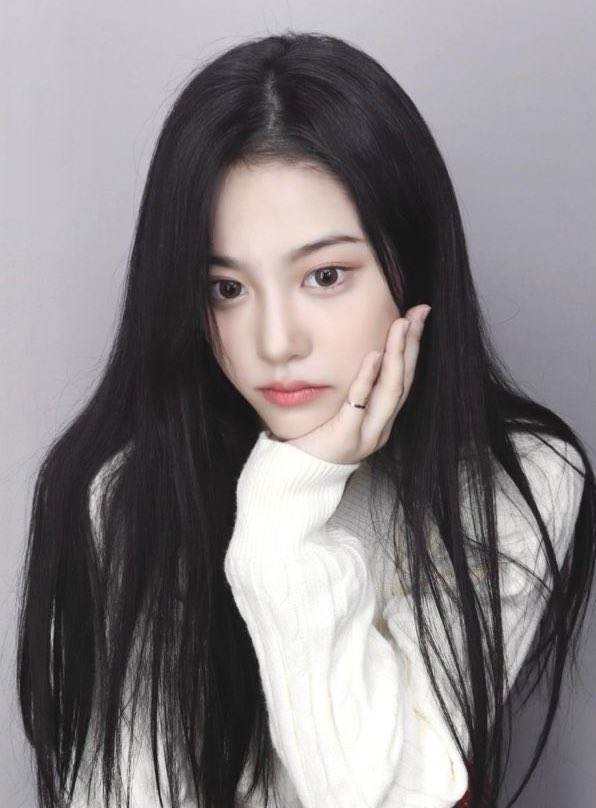 미미로즈 예린.jpg