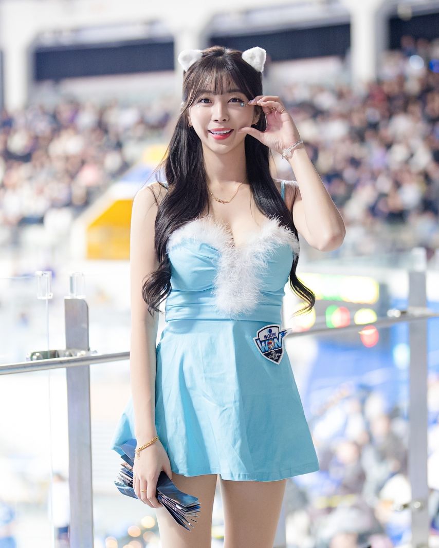 안지현