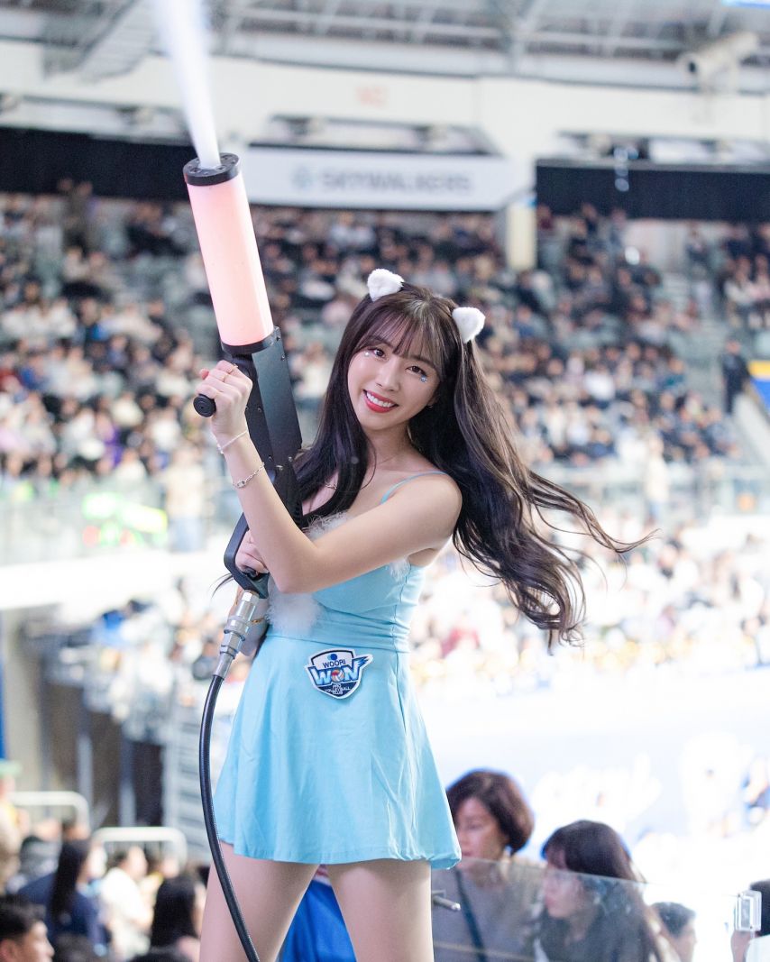 안지현