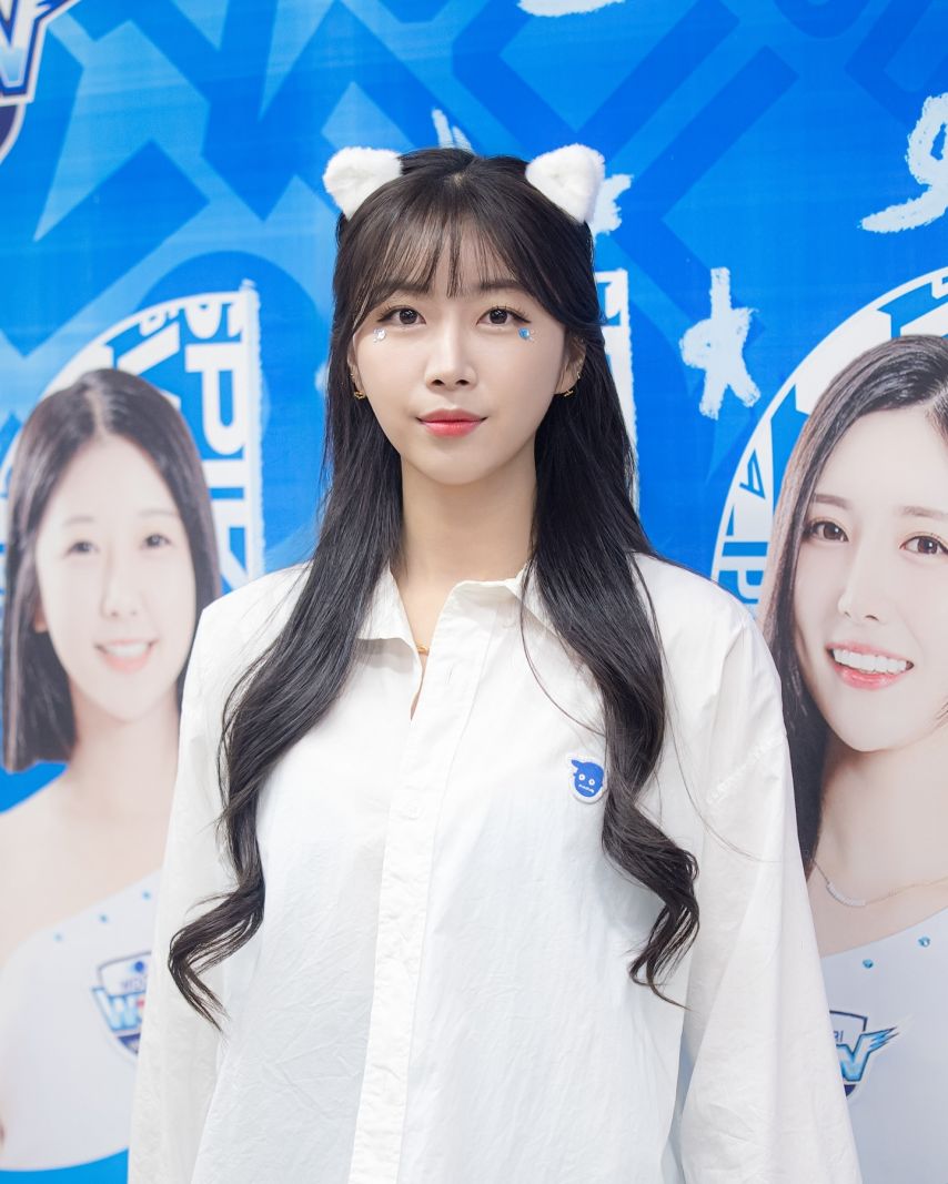 안지현