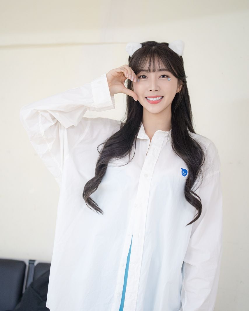 안지현