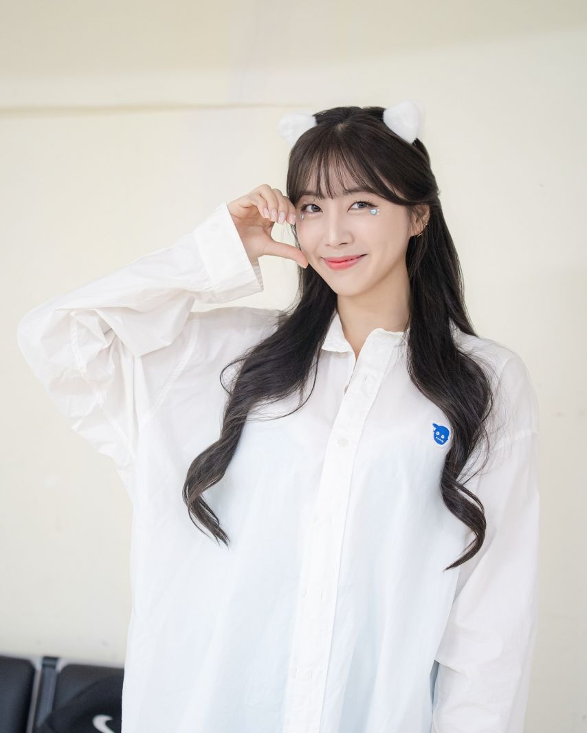 안지현