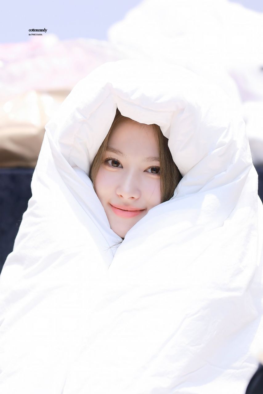 트와이스 사나