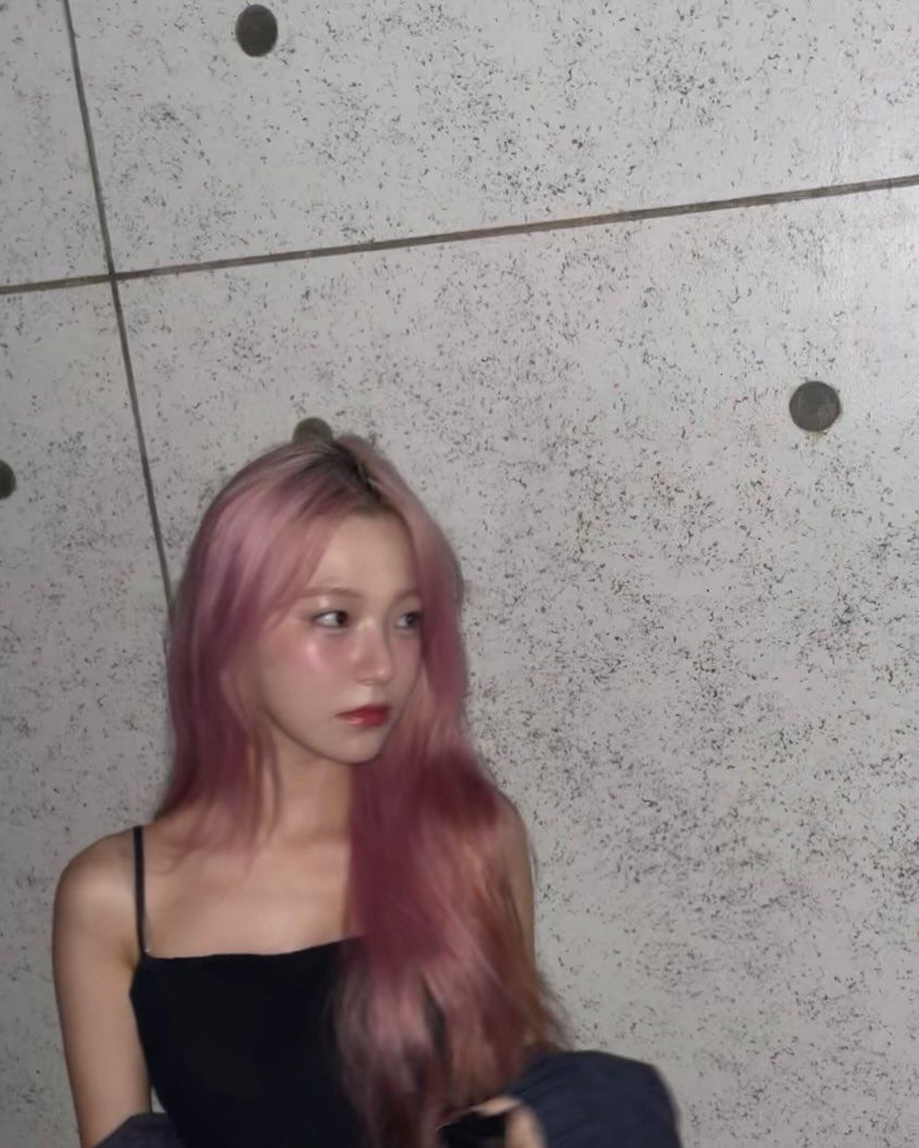 프로미스나인 백지헌