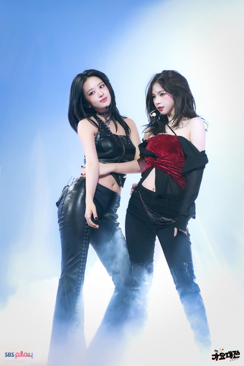 아이브 안유진 x 에스파 카리나 가요대전 현장포토 + 팬아트