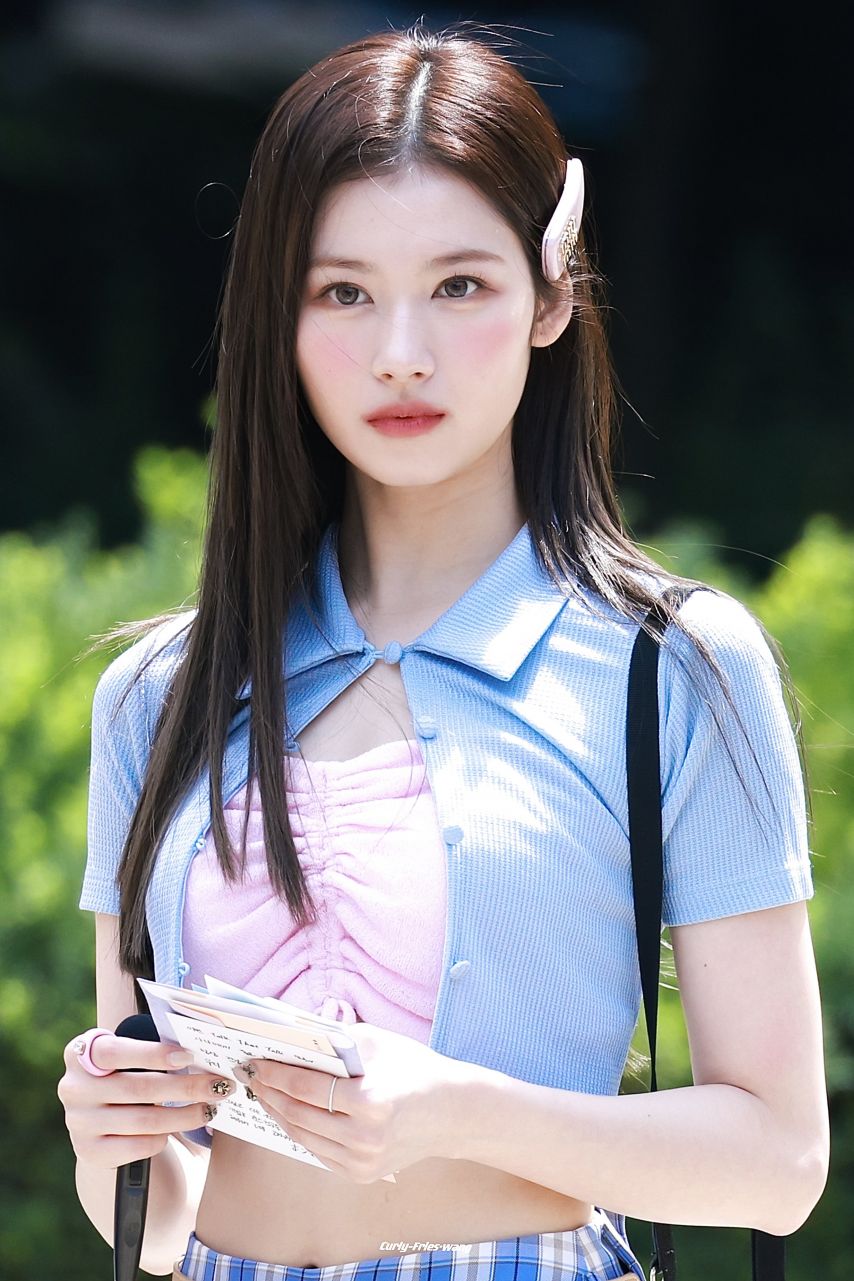 트와이스 사나