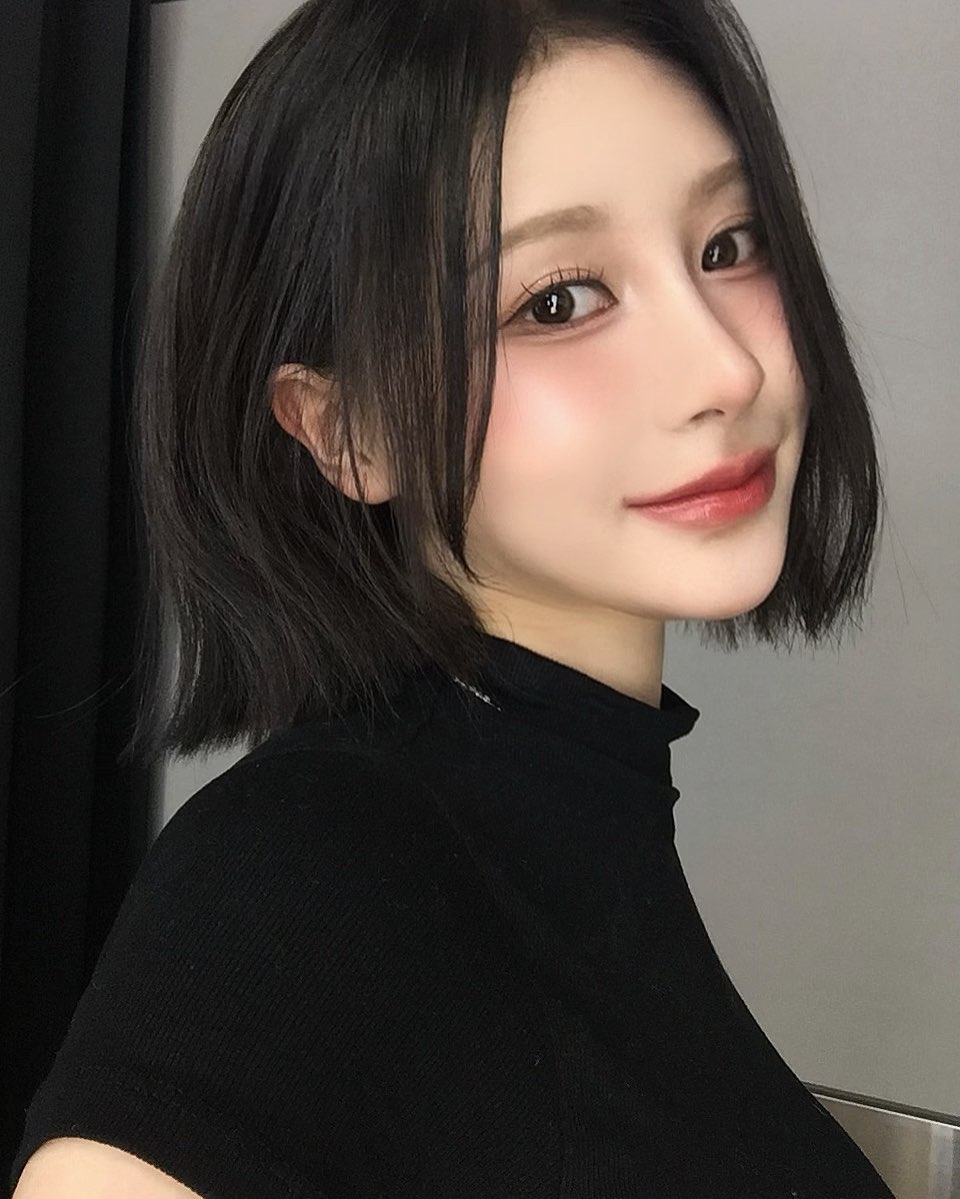 단발로 변신한 공지원