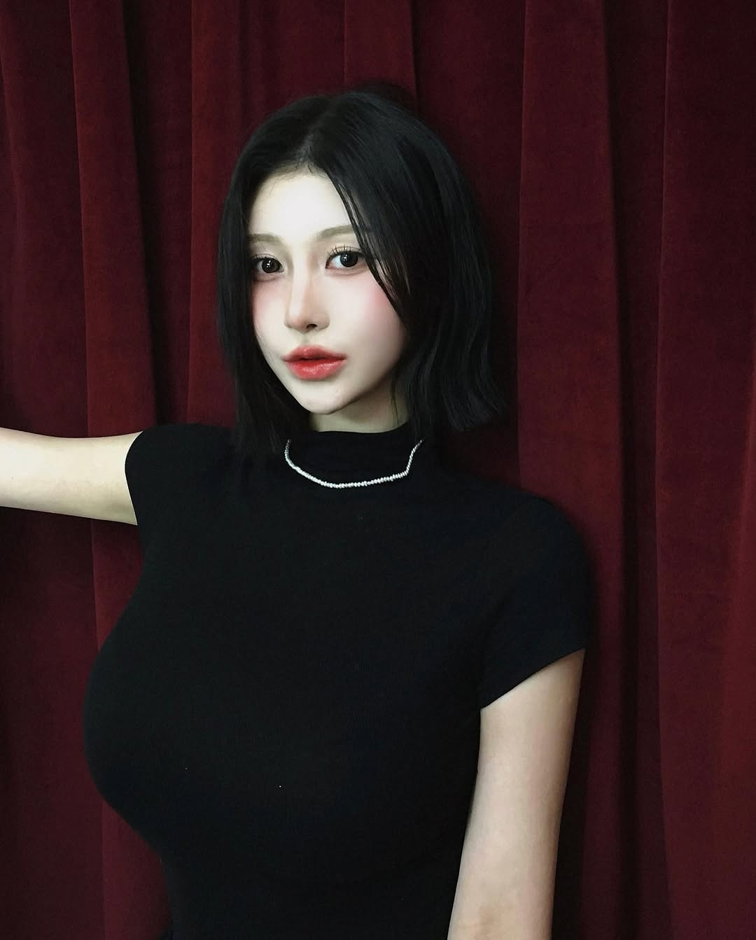 단발로 변신한 공지원