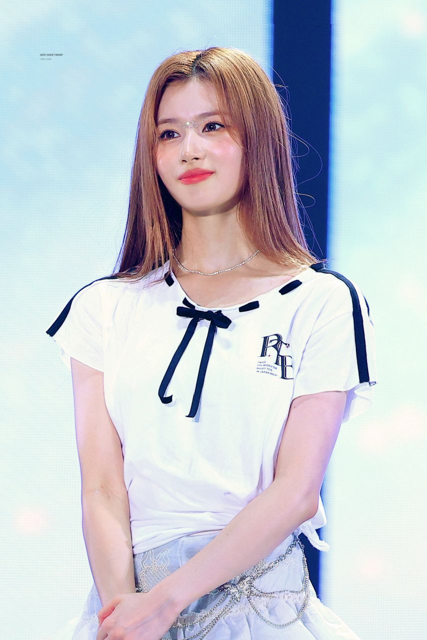 트와이스 사나