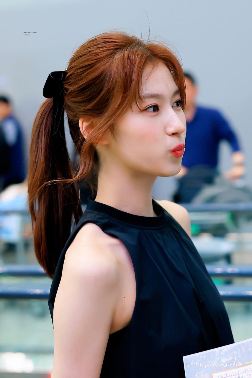 트와이스 사나