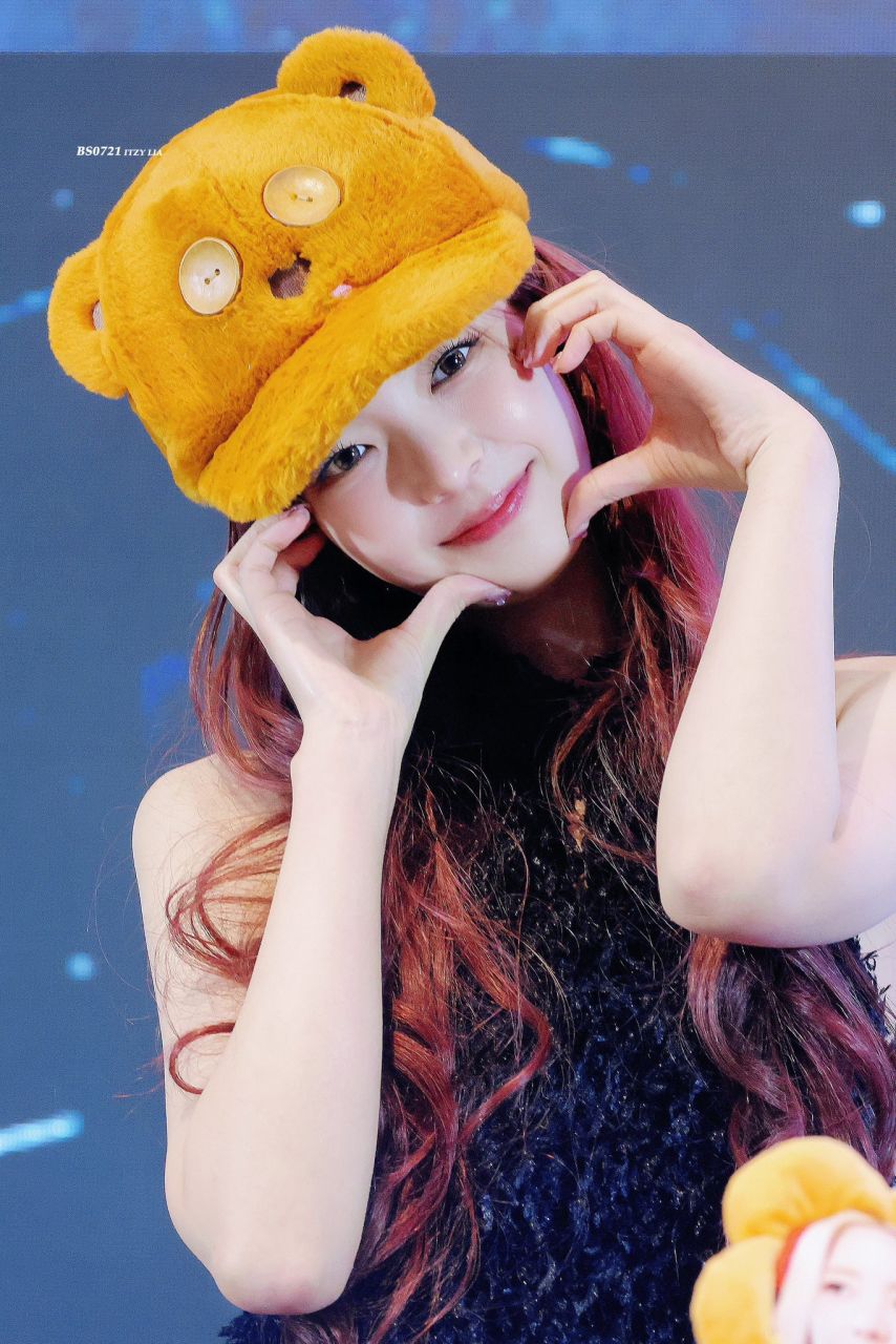 ITZY 리아