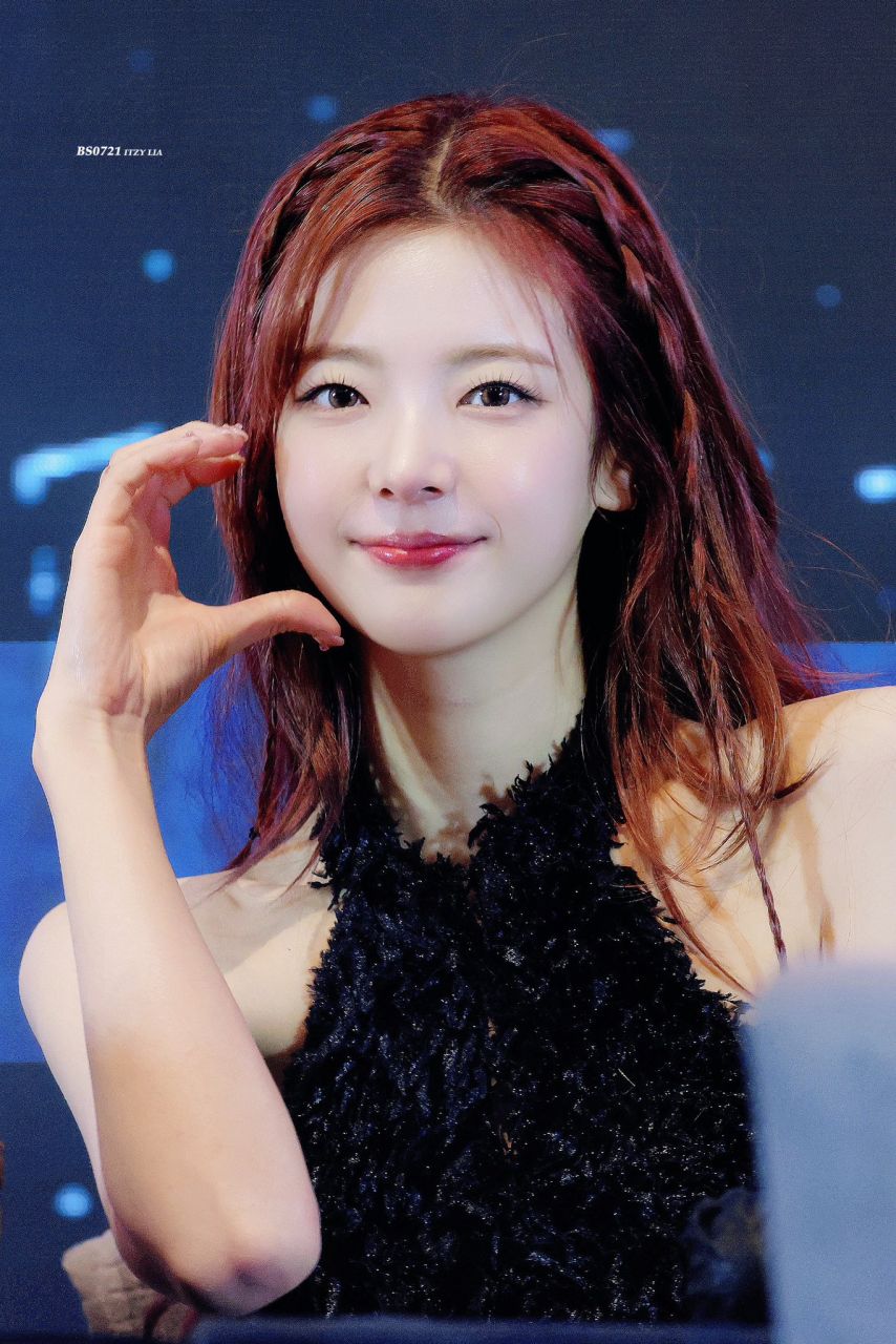 ITZY 리아