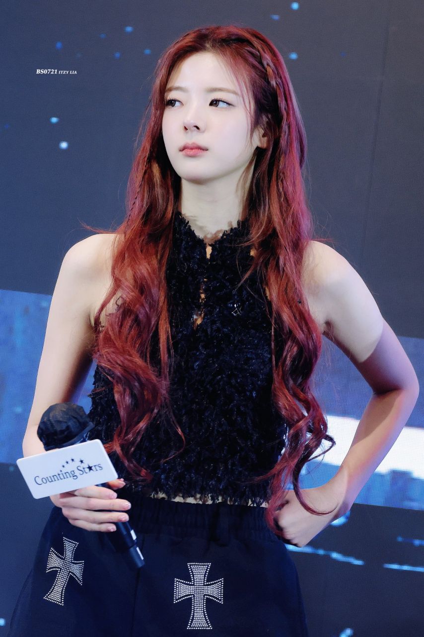 ITZY 리아