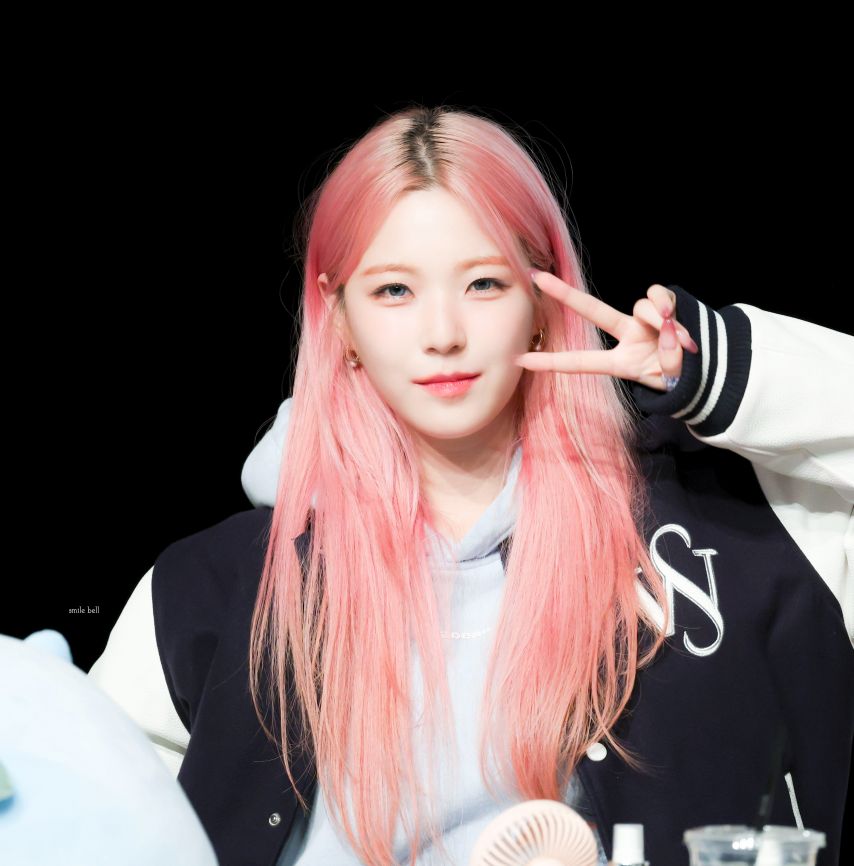 프로미스나인 백지헌