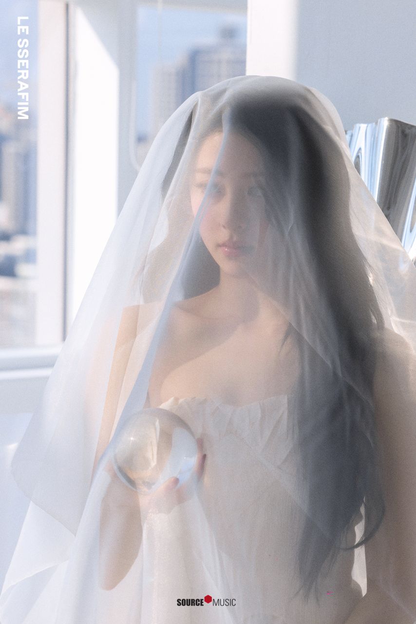 르세라핌 허윤진 ‘해파리’ Photo Sketch