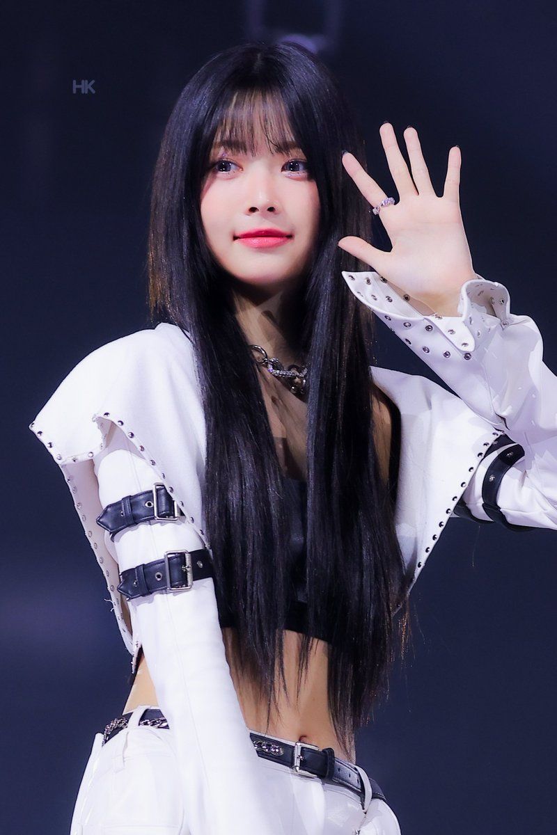 르세라핌 홍은채
