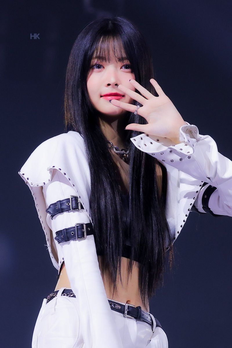 르세라핌 홍은채