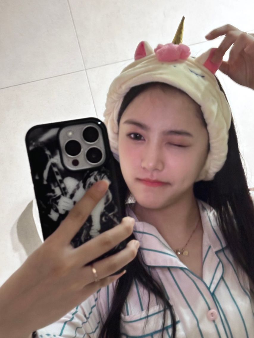 미미로즈 예린.jpg