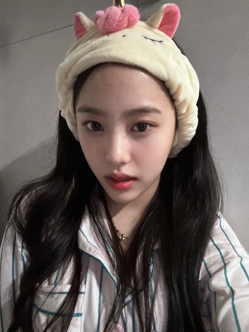미미로즈 예린.jpg