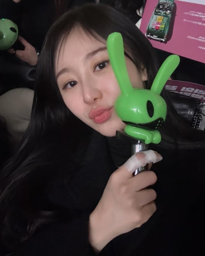 이채연