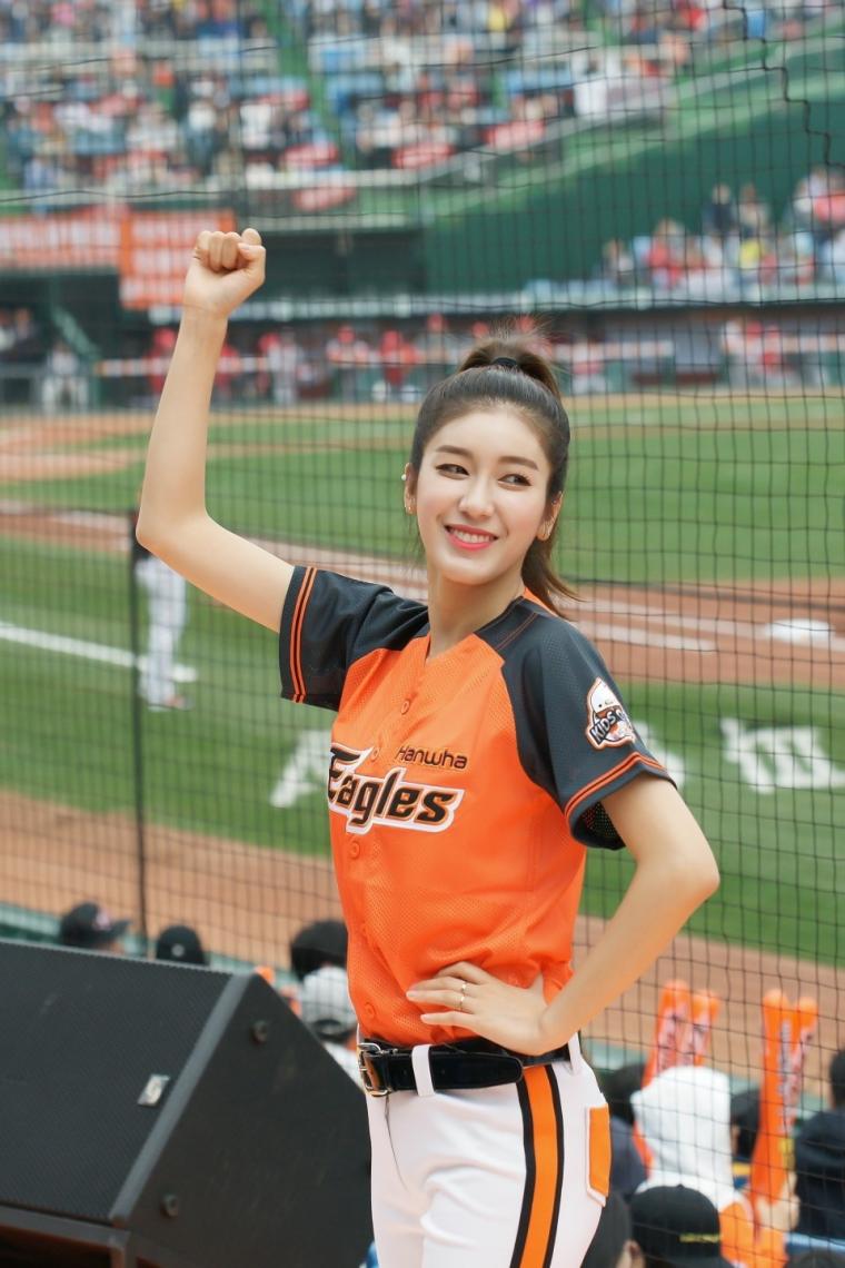김연정