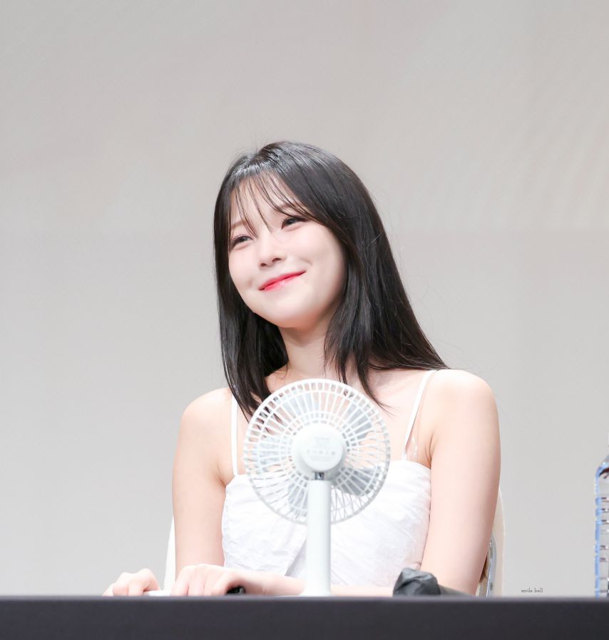 프로미스나인 백지헌