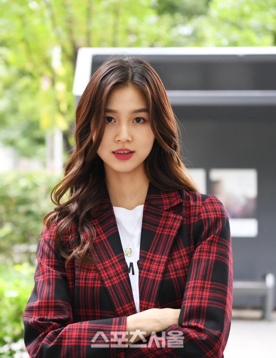 모델 엄예진