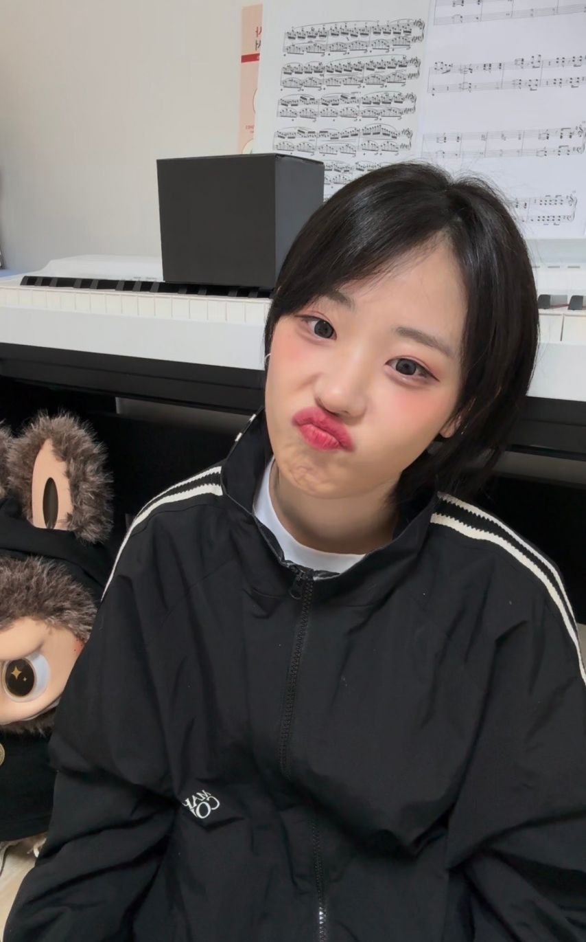 QWER 히나
