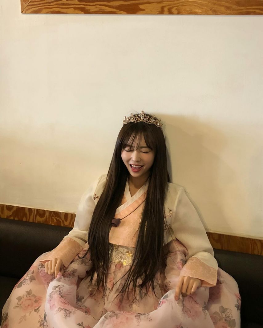 메이딘 미유, 마시로 한복