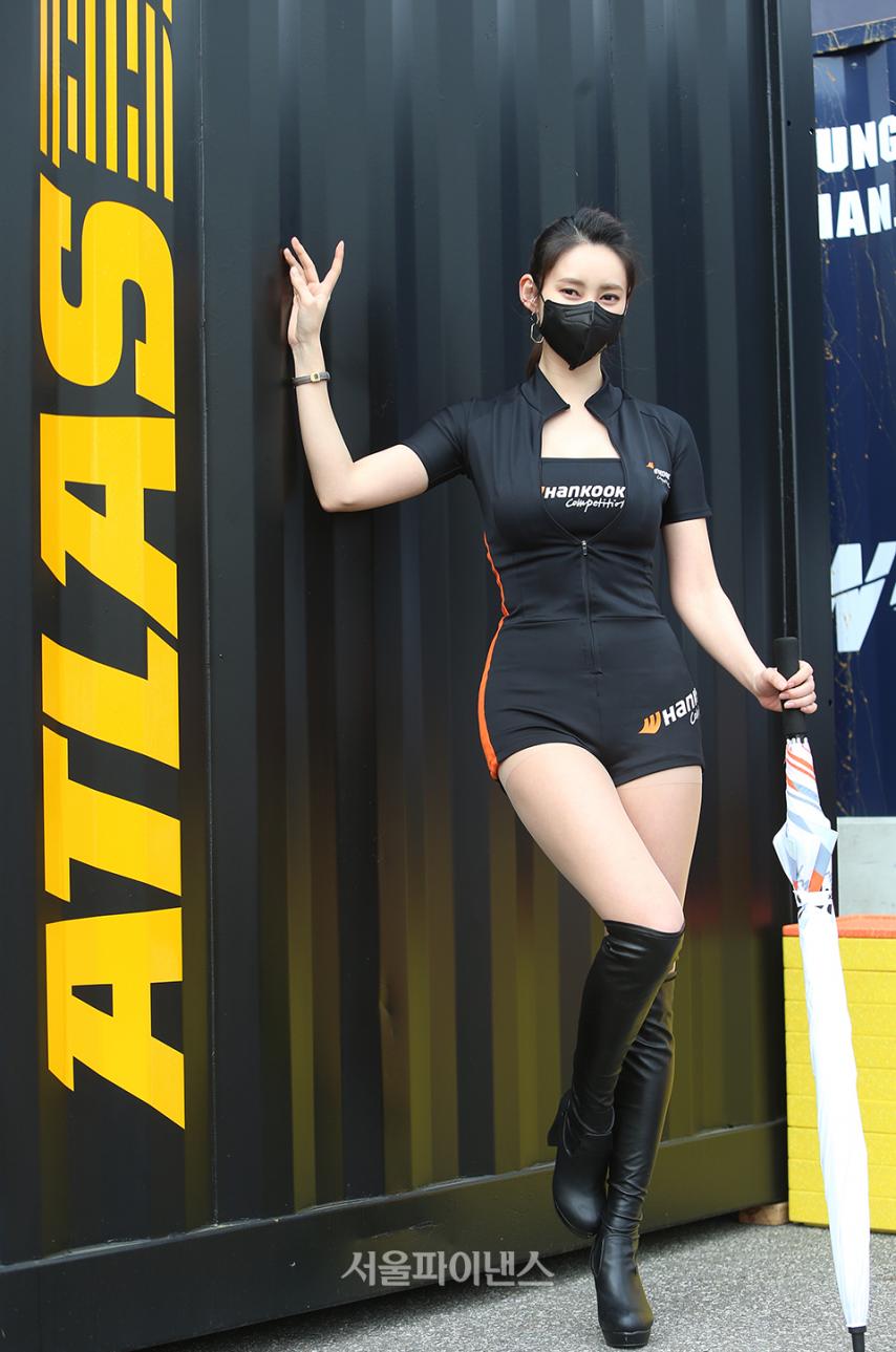 레이싱모델 서한빛