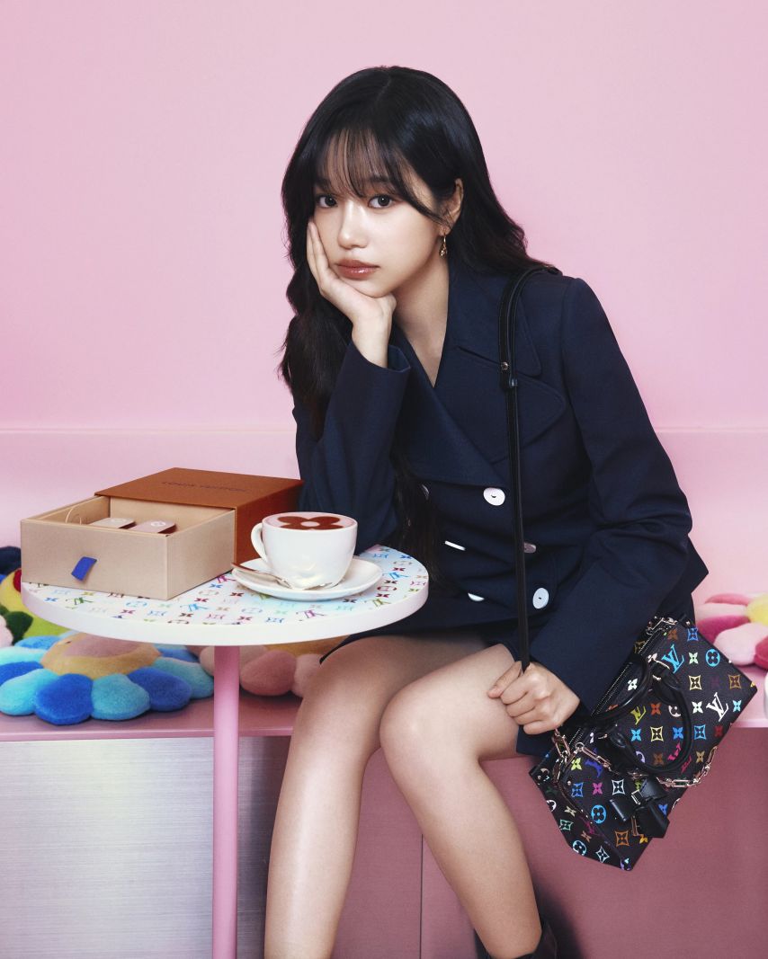 태연 조유리 루이비통 X 무라카미 다카시 도산스토어 리뉴얼 오픈 행사
