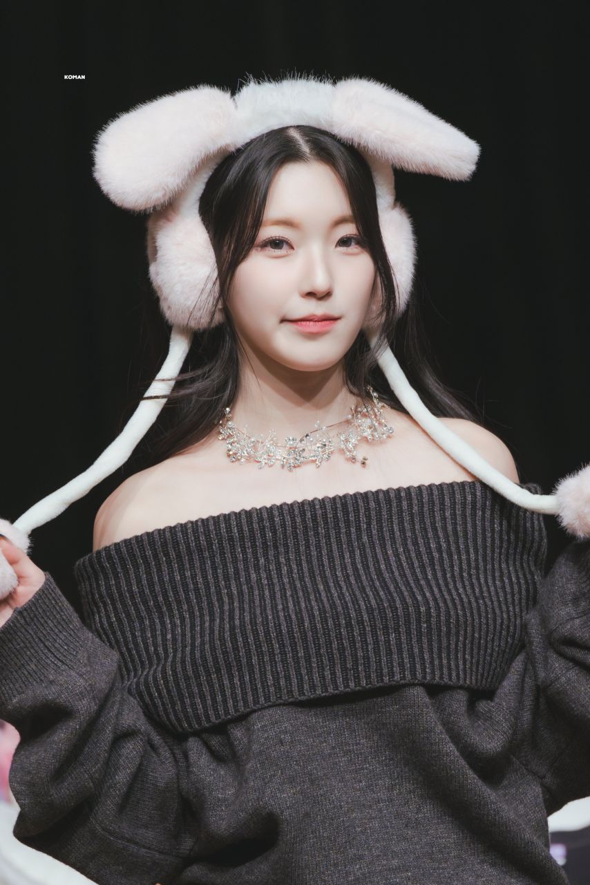 프로미스나인 백지헌